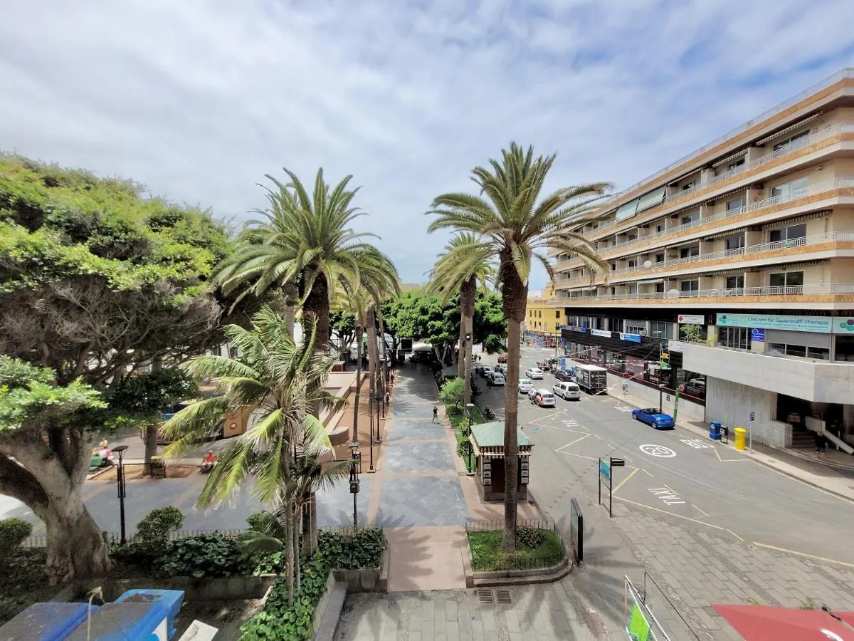 Central Plaza Puerto de la Cruz  Puerto de la Cruz (Tenerife)